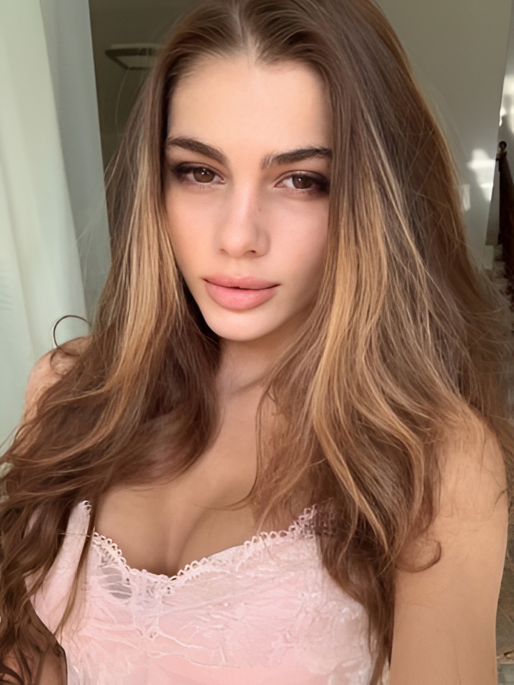 Кристина привлекательная девушка из Волжского цена от 10000 руб