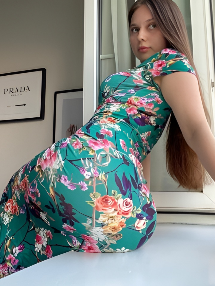 Лолита привлекательная девушка из Волжского цена от 1500 руб