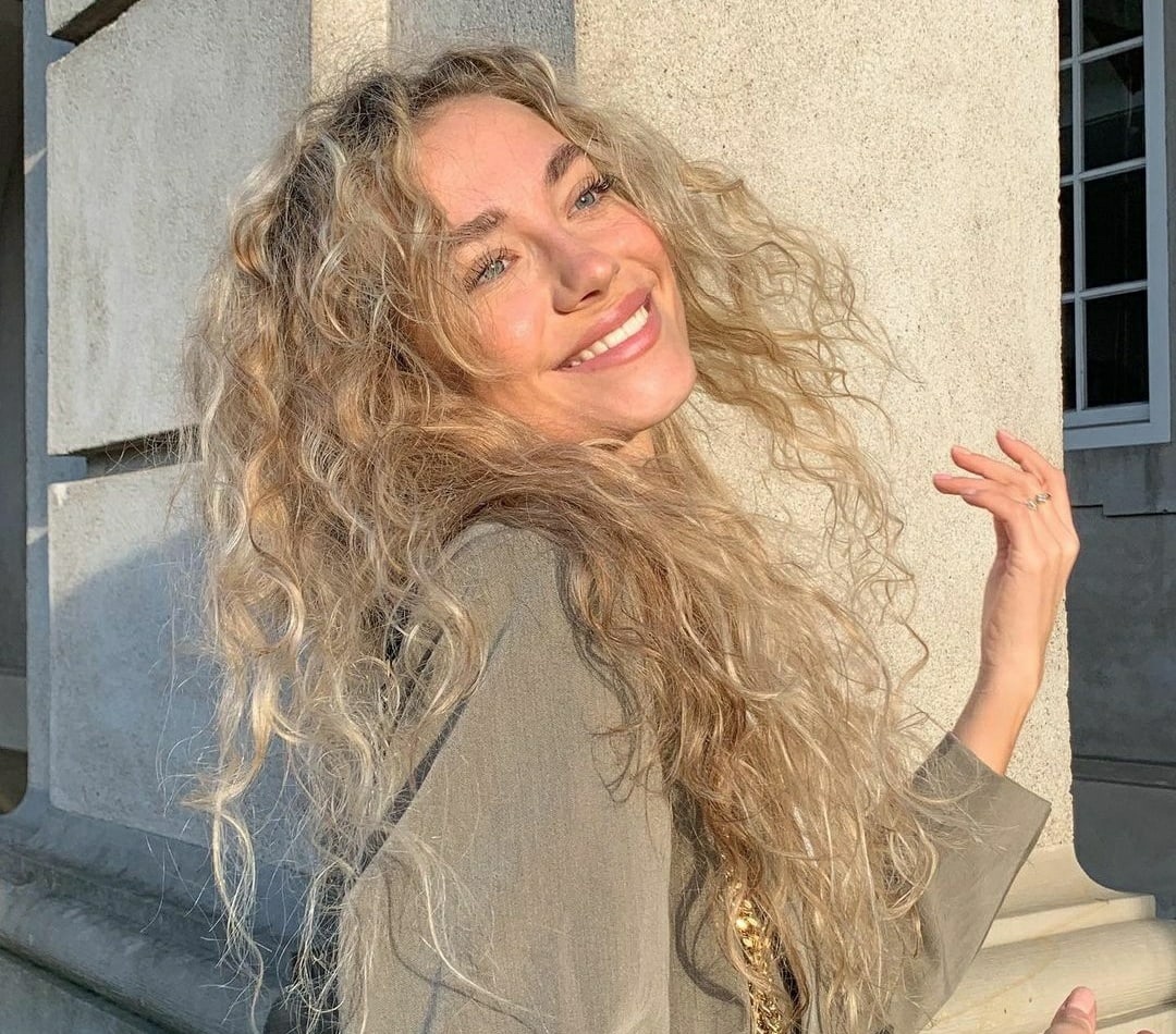 Лиза привлекательная девушка из Волжского цена от 3500 руб