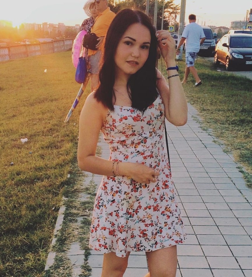 Карина привлекательная девушка из Волжского цена от 4000 руб