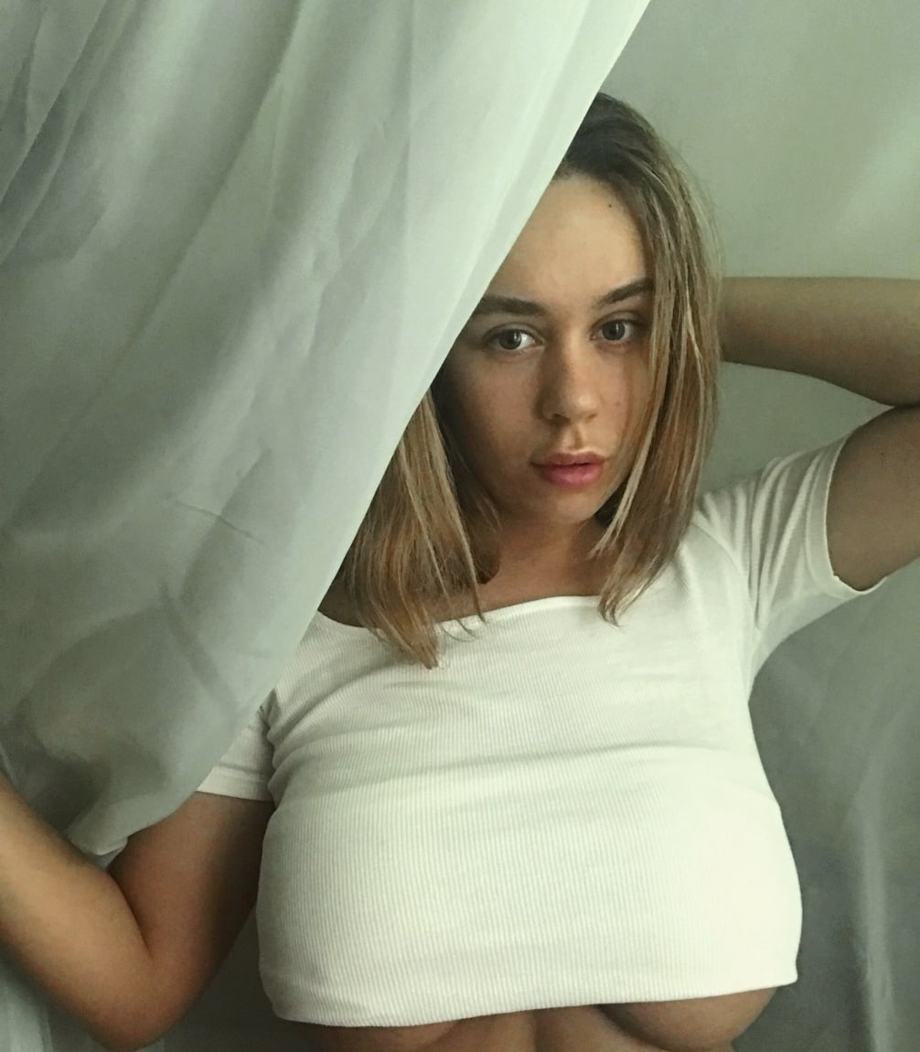 Лиля привлекательная девушка из Волжского цена от 3500 руб