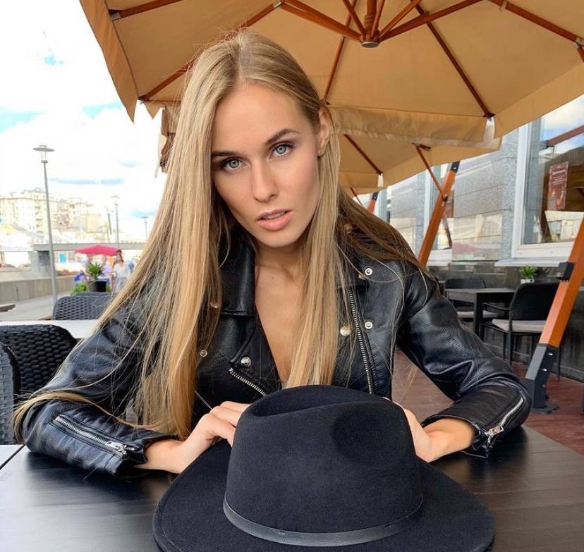 Алиса привлекательная девушка из Волжского цена от 3500 руб