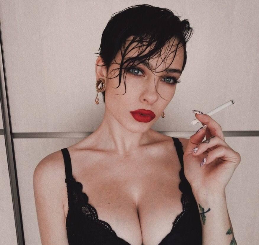 Александра привлекательная девушка из Волжского цена от 6000 руб